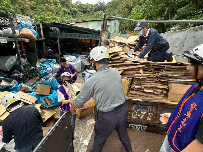 2025年11月1日 慈青志工隊 興德環保站圖片