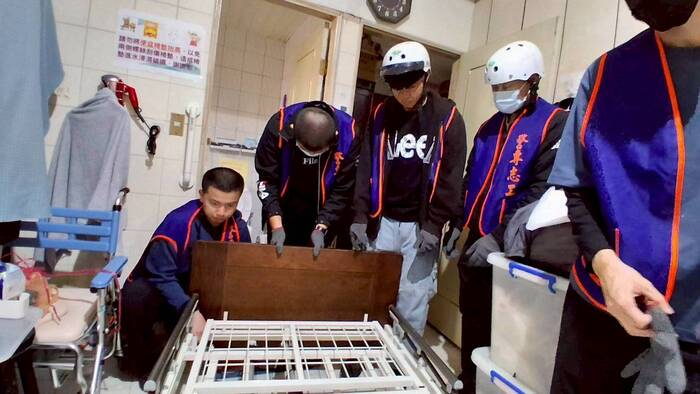 2025年12月06日 慈青志工隊 環保輔具送到家圖片